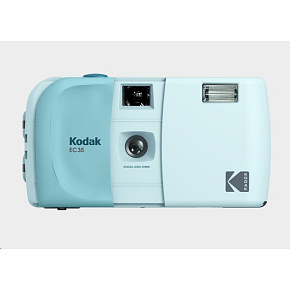 Kodak EC35 Film Camera Powder Blue + Kodak Ultra Max 24 Exp Kodak EC35 Film Camera Powder Blue + Kodak Ultra Max 24 Exp